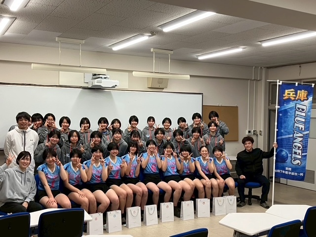 神戸女子　卒団式